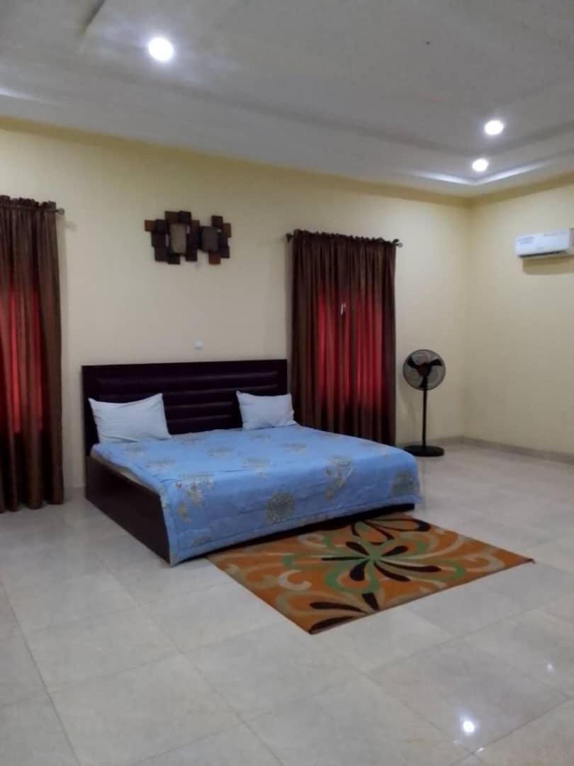 Dumeros Abuja Luaran gambar
